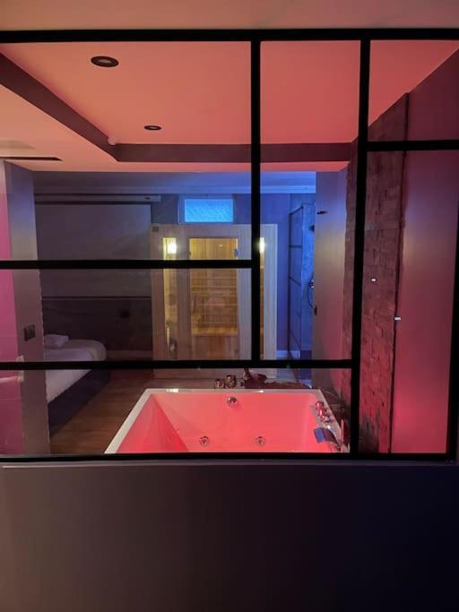 Le Cocon Des Granges - Suite Sauna Jaccuzi Spa Bonnieres-sur-Seine Екстер'єр фото